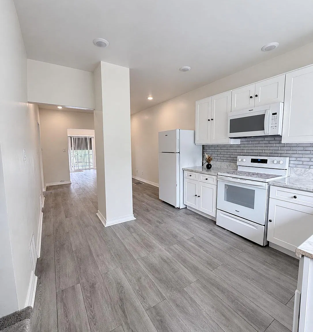 3 bed, 1.5 bath, 1950 sqft, $1,550 — Photo 4