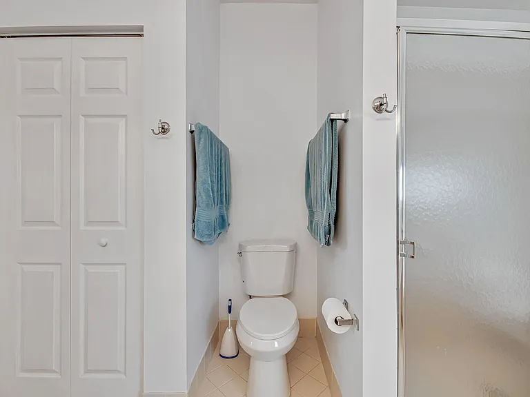 9543 Crescent View Dr N — Photo 31