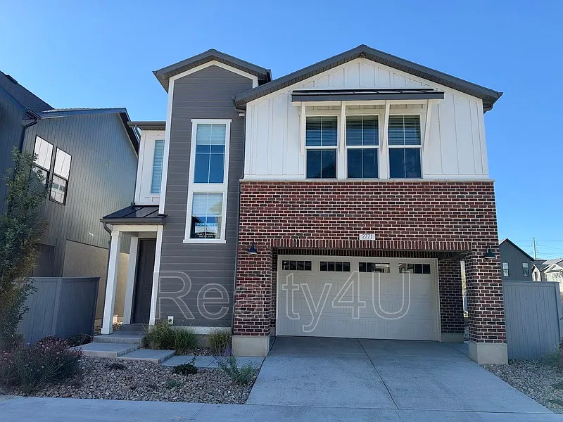 2771 N 3870 W