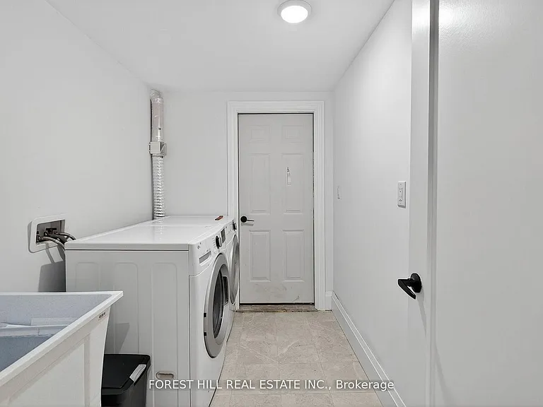 645 Coldstream Ave #BASEMENT — Photo 8