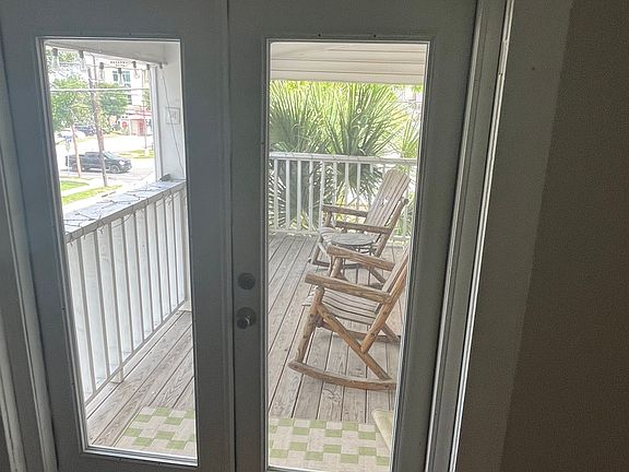 4th image of 1207 McCullough Ave