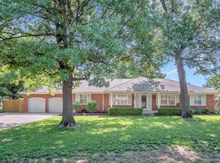 124 N Burr Oak Rd, Wichita, KS 67206