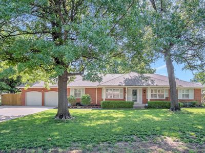 124 N Burr Oak Rd, Wichita, KS, 67206