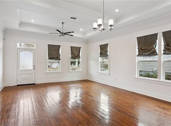 4th image of 5768 Wingate Dr