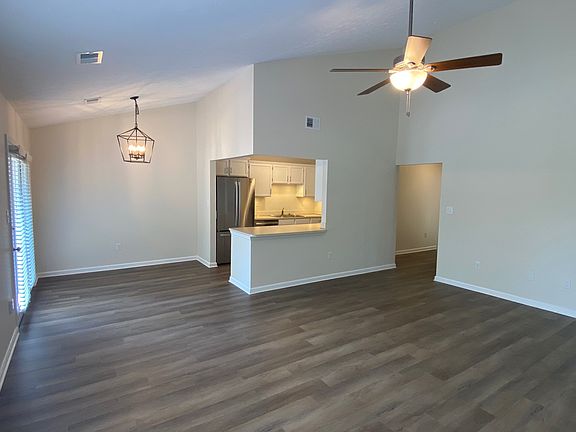 5th image of 4888 Keats Grove Ln
