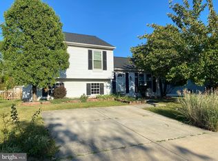 2039 Cross Trails Rd, Windsor Mill, MD 21244