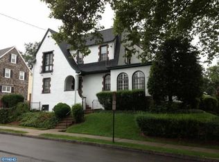 54 Wellington Rd, Ardmore, PA 19003