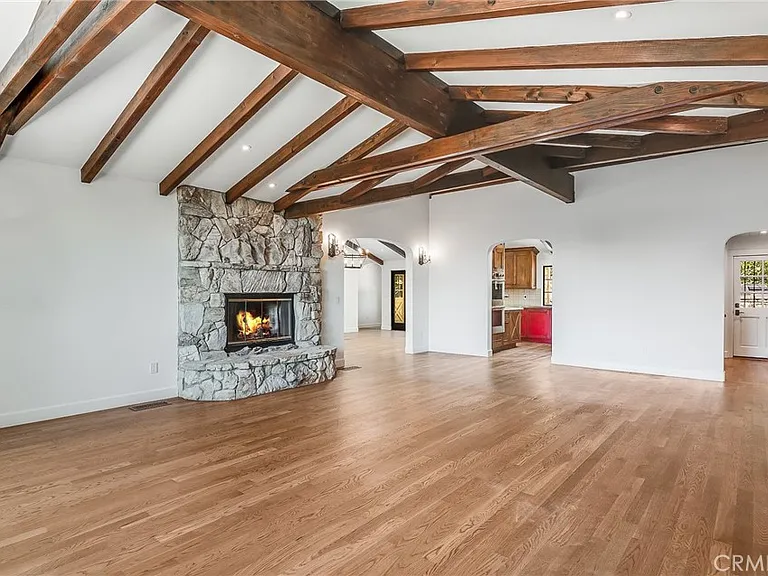 57 Narcissa Dr — Photo 11