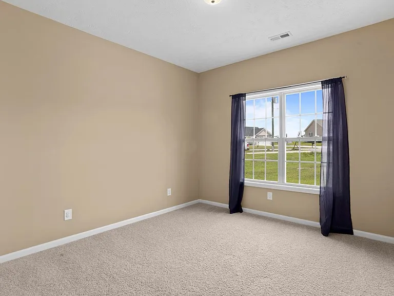 215 Classy Ct — Photo 18