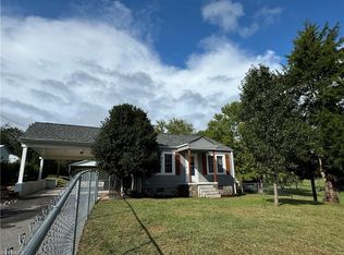 3640 Ireland Rd, Yadkinville, NC 27055