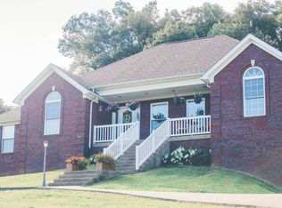 1509 Knob Creek Rd, Shepherdsville, KY 40165