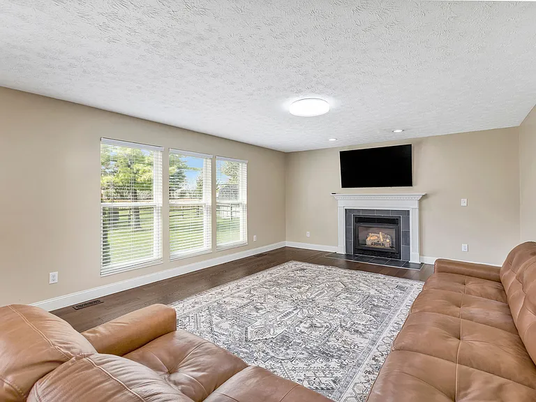 5041 Lexington Ct — Photo 13