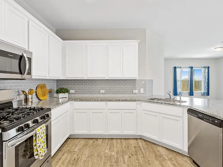 2072 Port Ellen Dr — Photo 10