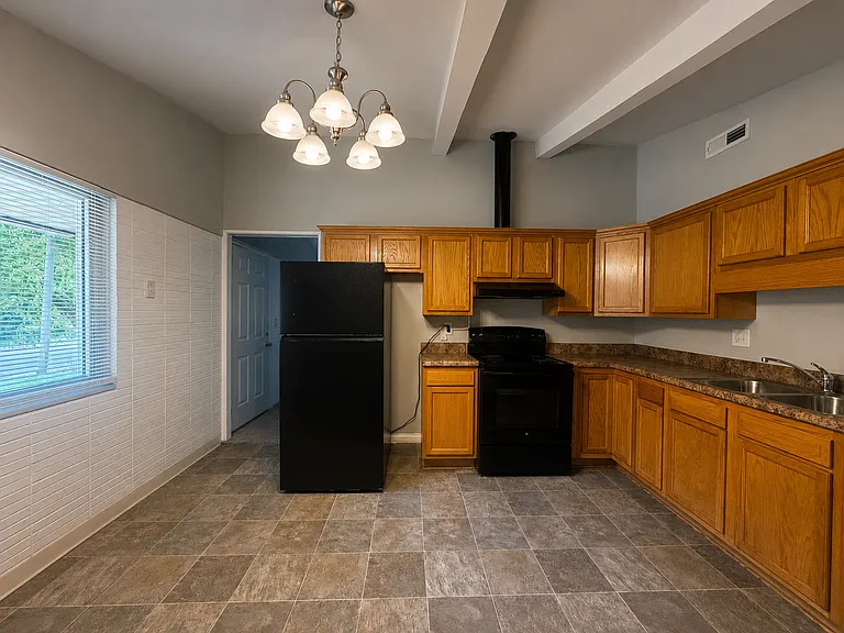 313 S Birchlane Dr — Photo 11