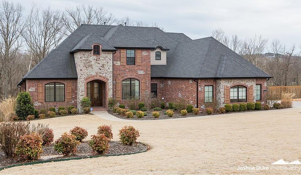 1st image of 2103 Riverfront Ln