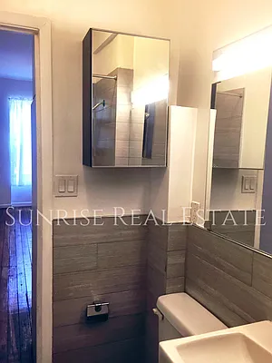 Rented by Sunrise Real Estate | media 49