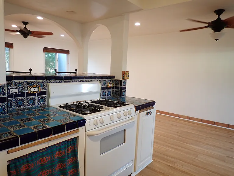 10156 Holburn Dr — Photo 13