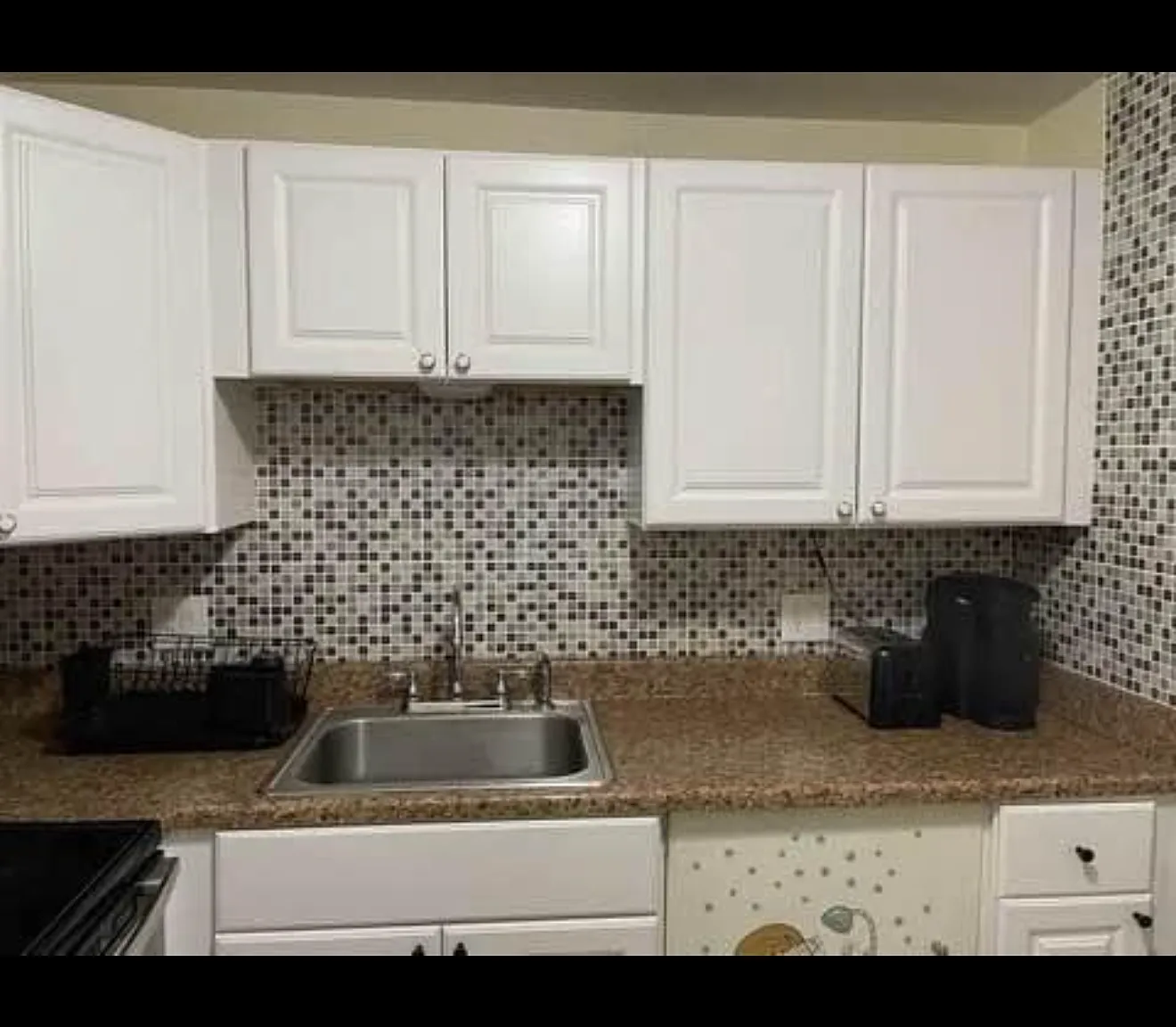 2 bed, 915 sqft, $1,990 — Photo 3