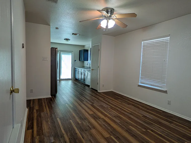 10726 Shaenview — Photo 6