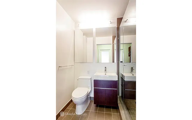 Rented by Douglas Elliman | media 14