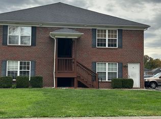 104 Stockton Ct, Radcliff, KY 40160