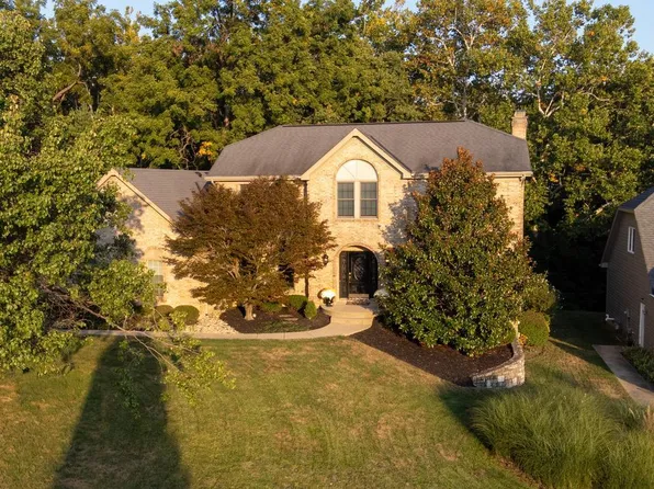 8794 Eagleridge Dr, West Chester, OH 45069