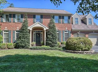 2482 Impala Dr, Ronks, PA 17572
