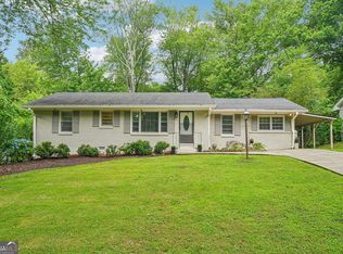 2120 Meadowbrook Ln SE, Marietta, GA 30067