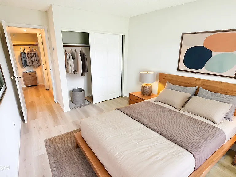 2525 Hill Tout St — Photo 11