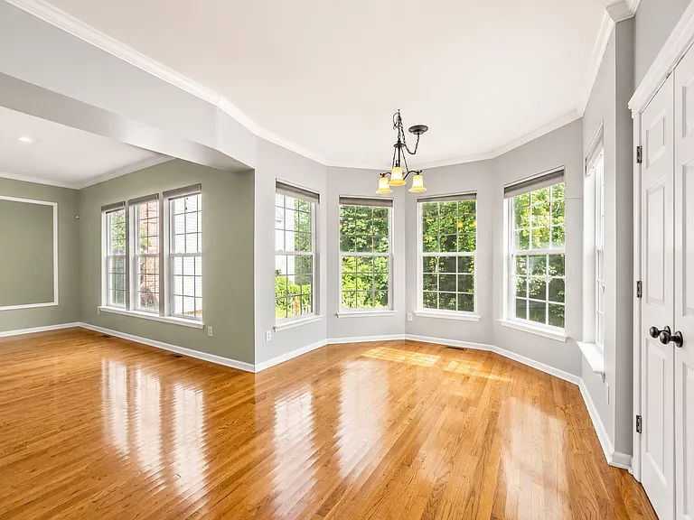 Riva Ridge Ct — Photo 13