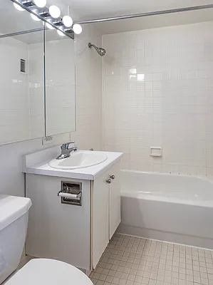 Rented by Triumph Property Group | media 9