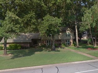 2 Randal Cv, Maumelle, AR 72113