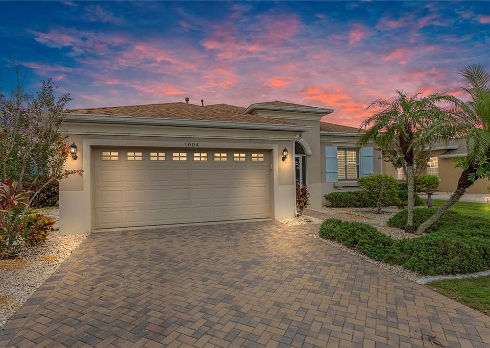 1st image of 1004 Regal Manor Way