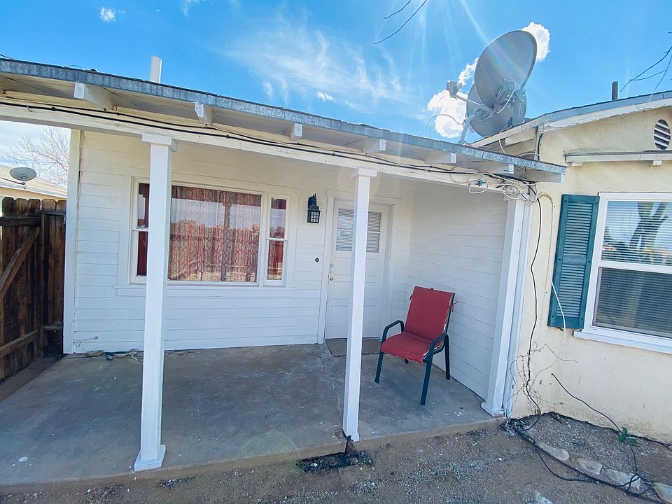 1st image of 4040 E Ave S #2