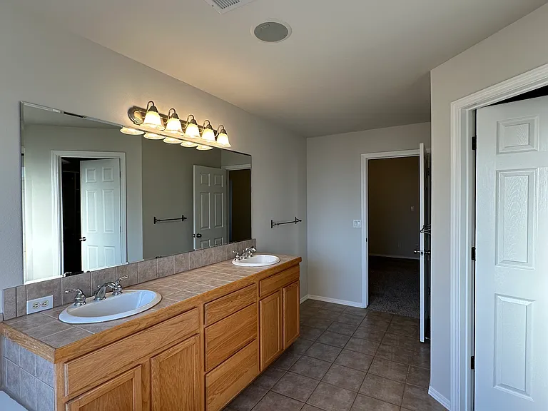 16384 Rainbow Dr — Photo 17