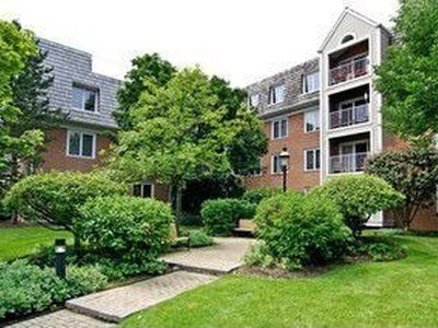 308 Happ Rd APT 309, Northfield, IL, 60093