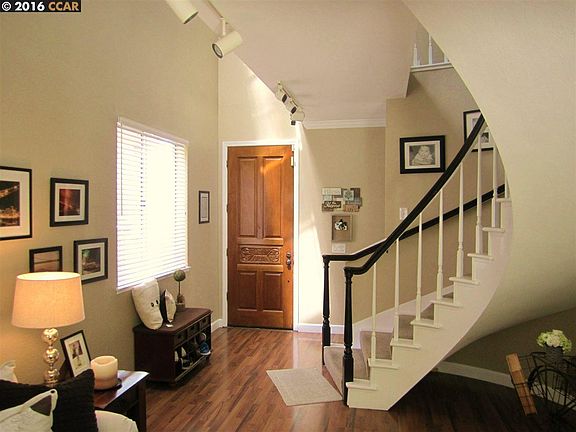 5th image of 53 Summer Hill Ct