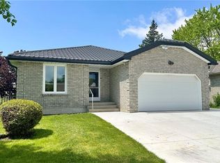 1 Edenridge Dr, Haldimand County, ON N0A1S0