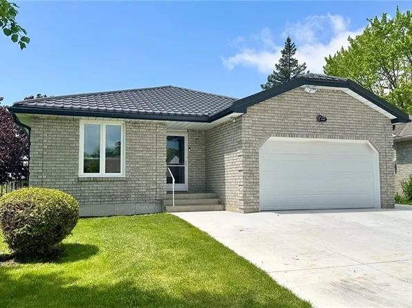 1 Edenridge Dr, Haldimand County, ON N0A 1S0