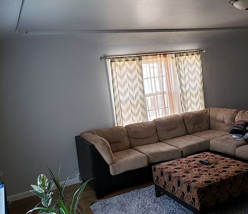 4th image of 327 22nd St S #327