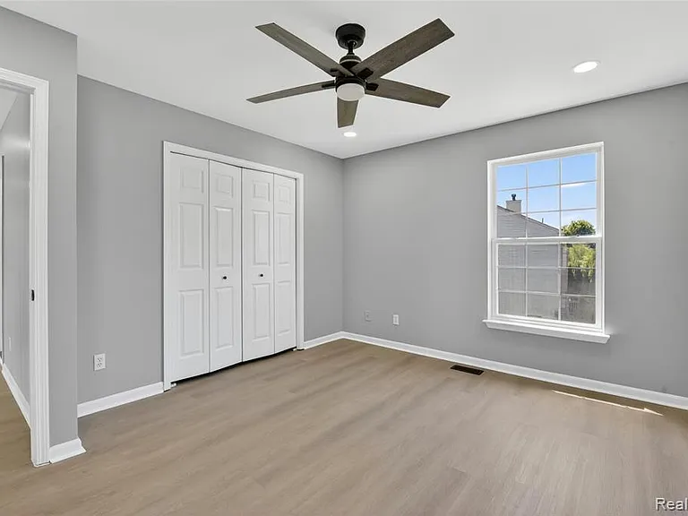 8862 Prairie St — Photo 44