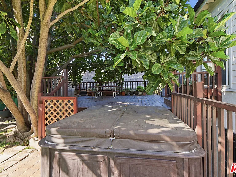 1301 Angelus Ave #ADU — Photo 3