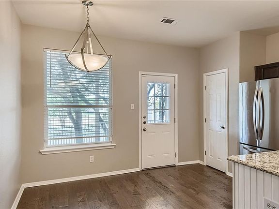 4th image of 221 Lollipop Ln