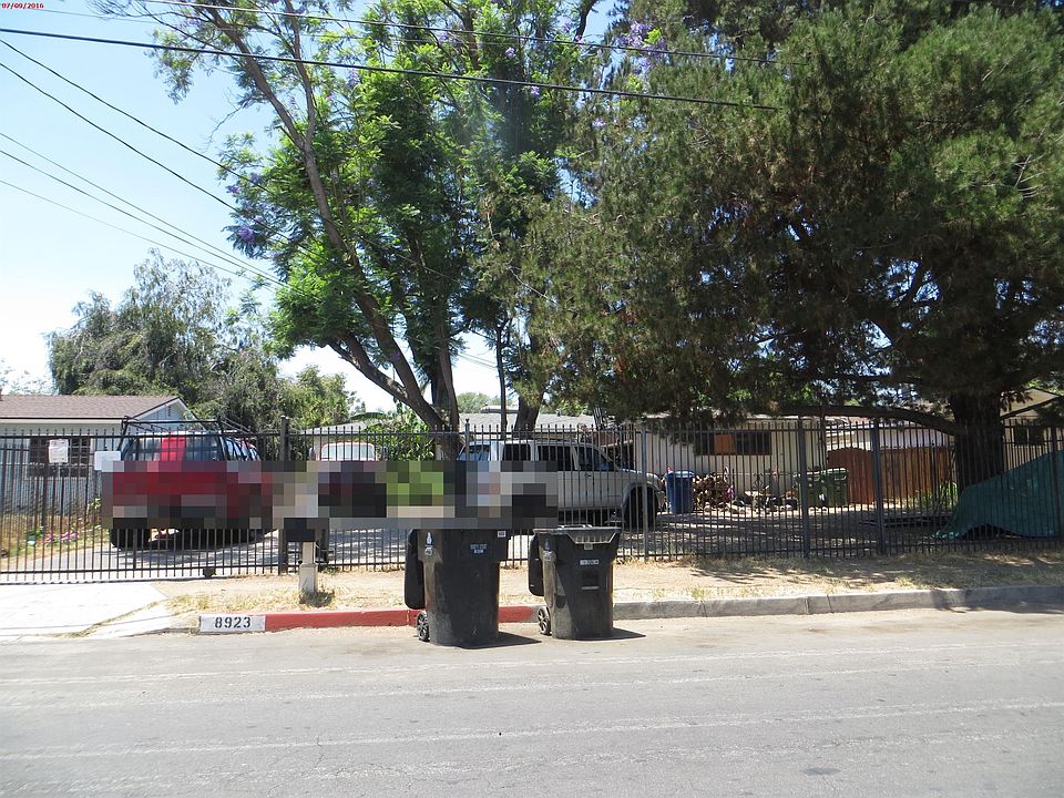 1st image of 8923 Kester Ave