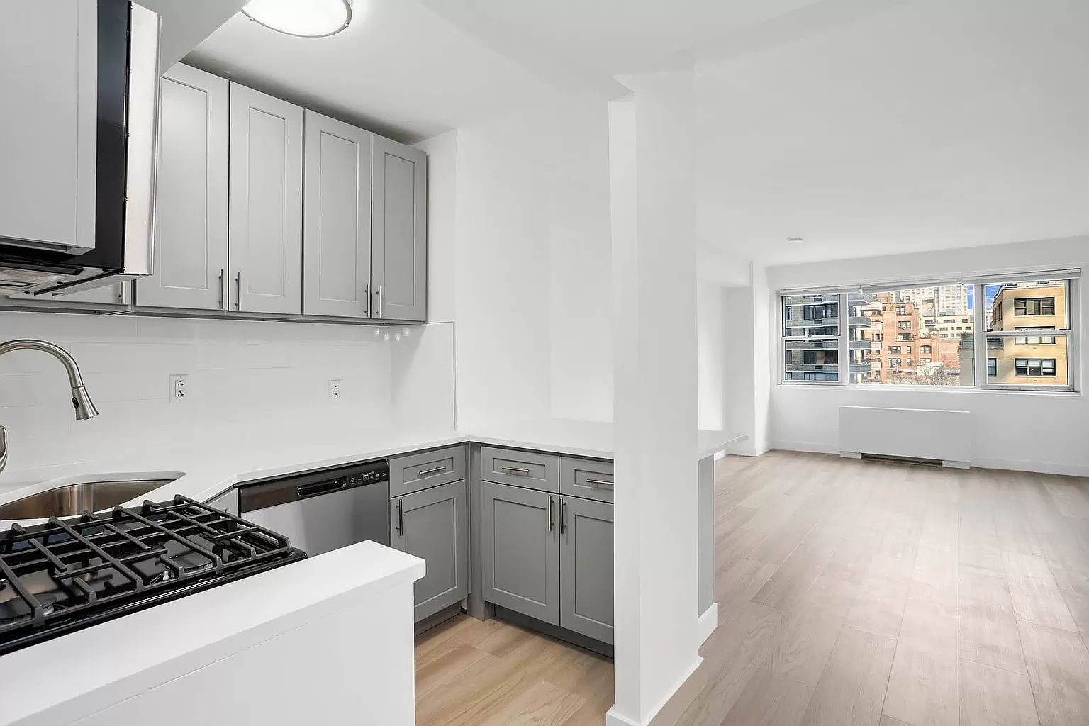 321 E 48th St APT 11L, New York, NY 10017 | MLS #785678 | Zillow