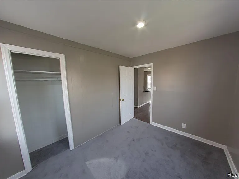 55 W Coy Ave — Photo 12