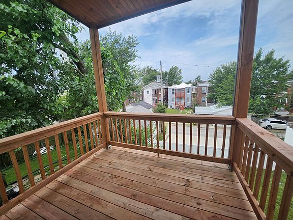 5th image of 3135 Lackland Ave #A