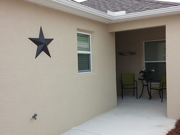 2nd image of 876 Parrish Pl