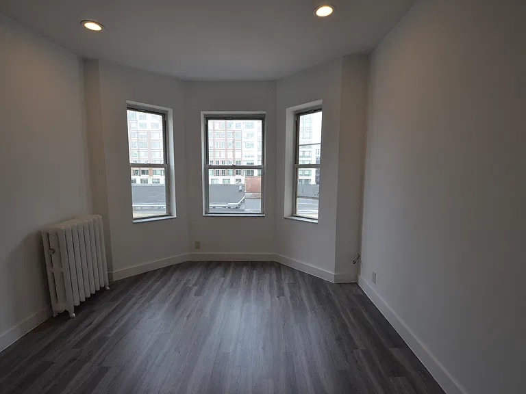 111 Peterborough St #17 — Photo 13