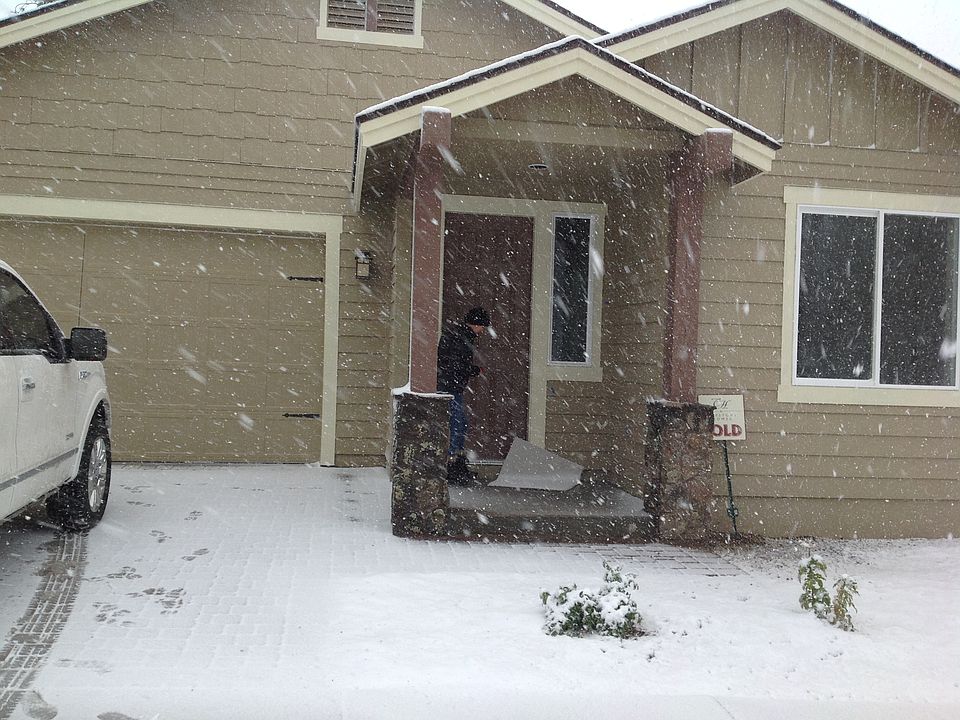 2nd image of 2899 W Presidio Dr